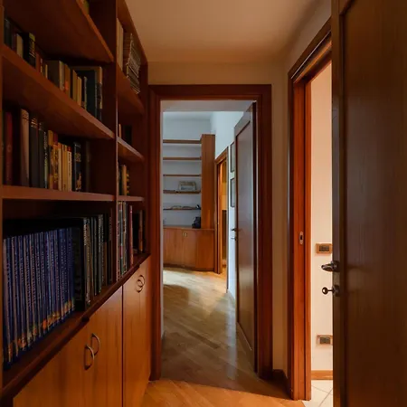 Francesco Terrace - Piazza Bologna, Apartamento *