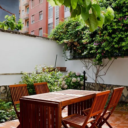 Francesco Terrace - Piazza Bologna, *