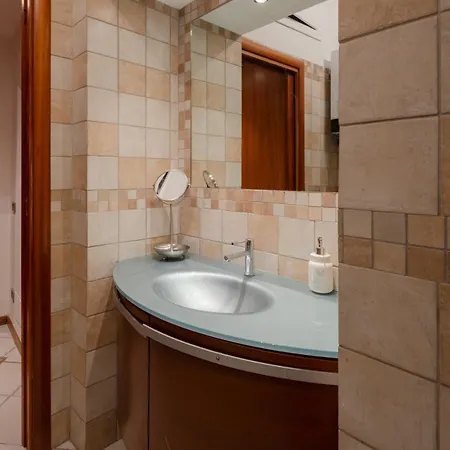 Francesco Terrace - Piazza Bologna, Apartment